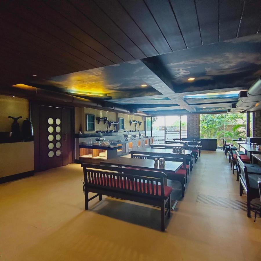 Silverador Resort Thane Exterior foto