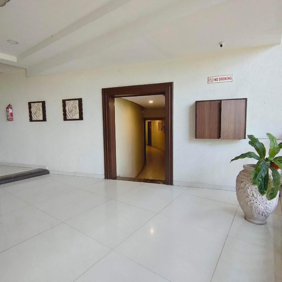 Silverador Resort Thane Exterior foto